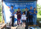 Lễ khởi công xây dựng “Ngôi nhà Khăn quàng đỏ” cho em Trương Thị Thùy Giang, học sinh lớp 2A Trường Tiểu học Thọ Dân