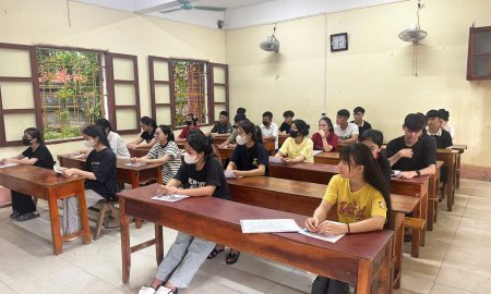 Các thí sinh chuẩn bị cho thi Kỳ thi tốt nghiệp THPT năm 2025