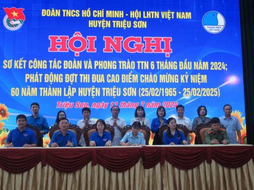 a5 ký kết.jpg