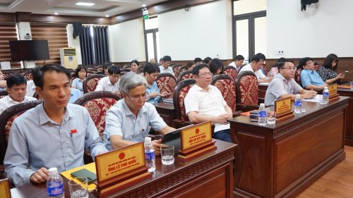 đại biểu 1.jpg