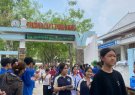 Các thí sinh trên địa bàn huyện Triệu Sơn bước vào ngày thi đầu tiên kỳ thi tuyển sinh vào lớp 10 THPT công lập năm học 2025-2026
