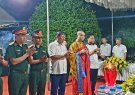Cán bộ và nhân dân xã Minh Sơn thắp nến tri ân các anh hùng liệt sỹ