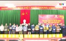 CLB Doanh nhân Thanh Hóa tại TP Hồ Chí Minh và các tỉnh phía Nam trao 100 suất quà tết cho hộ nghèo.