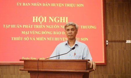 Hội nghị tập huấn phát triển nguồn nhân lực thương mại vùng đồng bào dân tộc thiểu số và miền núi trên địa bàn huyện.
