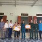 Thăm, tặng quà nhân kỷ niệm 90 năm truyền thống Lực lượng Dân quân tự vệ