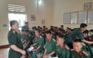 Đoàn công tác huyện Triệu Sơn thăm, động viên, chúc mừng chiến sỹ hoàn thành nhiệm vụ huấn luyện chiến sỹ mới