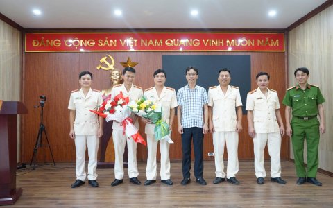 Công an tỉnh Thanh Hóa: Công bố Quyết định của Bộ trưởng Bộ Công an và Giám đốc Công an tỉnh về tổ chức, cán bộ