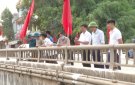 Đồng chí Phó Chủ tịch UBND huyện Lê Phú Quốc kiểm tra công tác làm vệ sinh môi trường tại xã Dân Lý và thị trấn Triệu Sơn