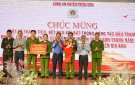 Lãnh đạo Huyện Triệu Sơn khen thưởng đột xuất cho Công an huyện