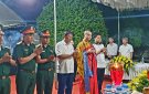 Cán bộ và nhân dân xã Minh Sơn thắp nến tri ân các anh hùng liệt sỹ