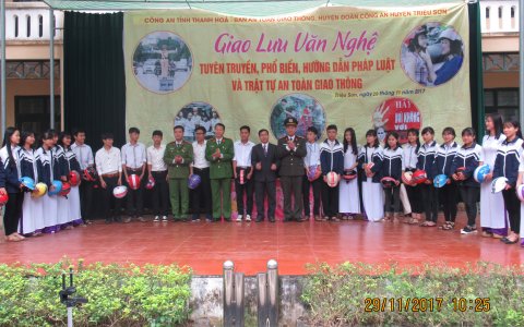 Công an huyện triển khai thực hiện tốt công tác đảm bảo trật tự ATGT trong quý I năm 2018