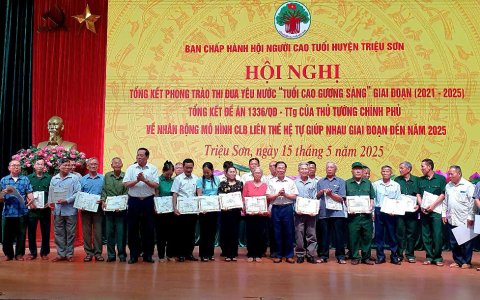 Hội người cao tuổi huyện tổng kết phong trào thi đua yêu nước “Tuổi cao - Gương sáng”