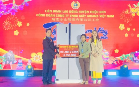 Công đoàn Công ty ADIANA Việt Nam tổ chức Tết Sum vầy- Bốc thăm trúng thưởng.