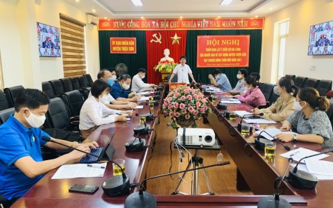 Phỏng vấn Đ/C Lê Tiến Dũng, Ủy viên BTV, Trưởng ban Dân vận, Chủ tịch UB MTTQ huyện về kết quả lấy ý kiến sự hài lòng của người dân đối với kết quả xây dựng NTM của huyện